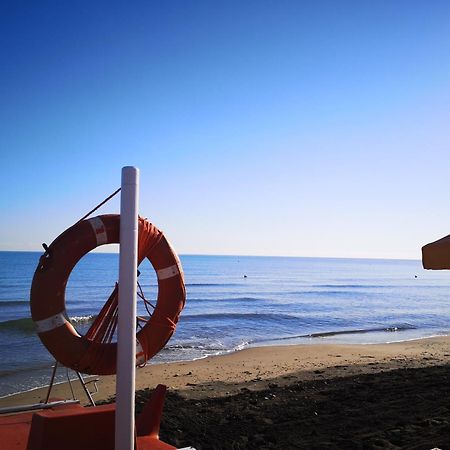 Hotel Baywatch Margherita Di Savoia Exteriér fotografie